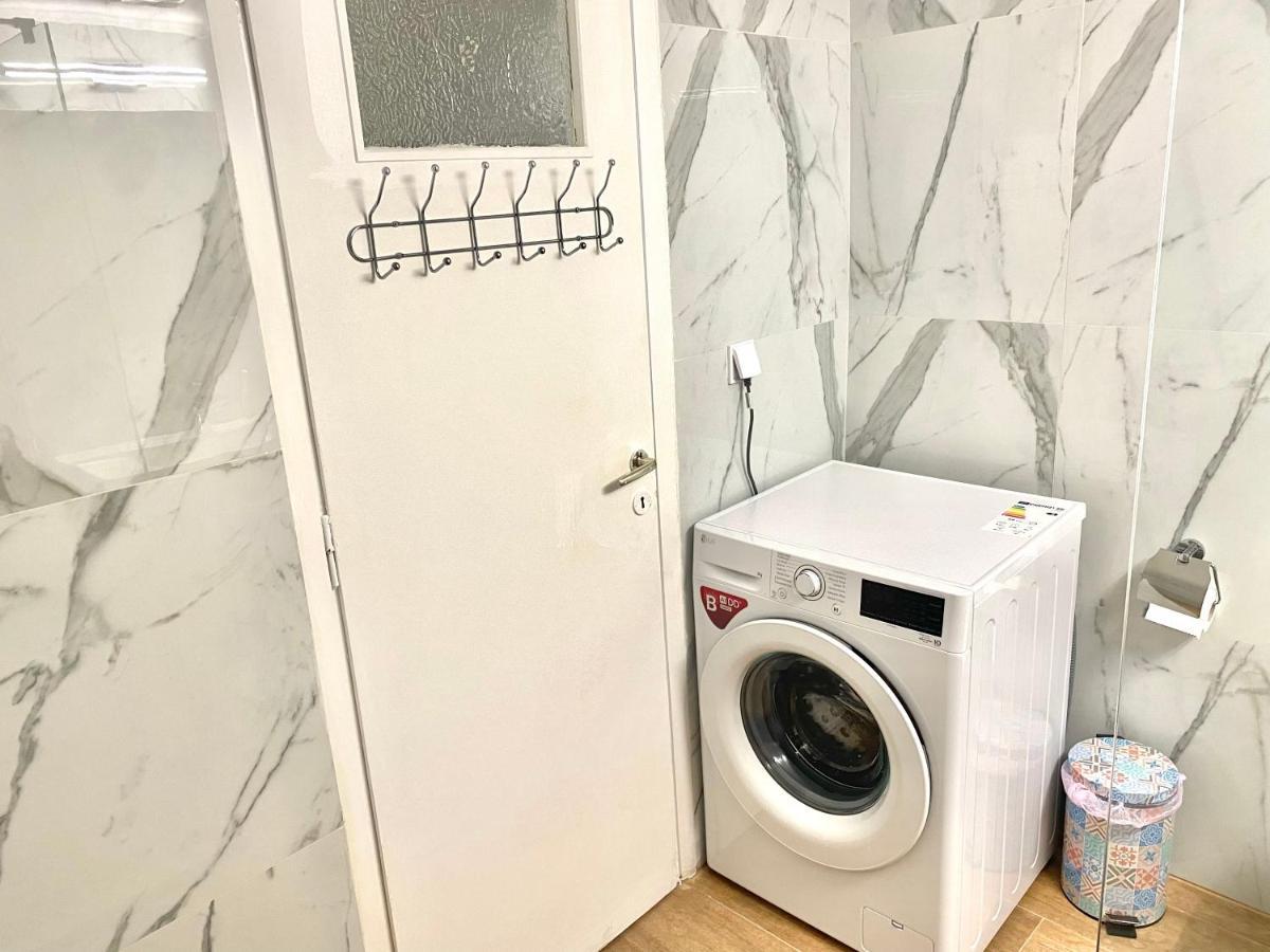 Quiet Near Subway And Acropolis 2 Bedrooms Apt Atenas Exterior foto